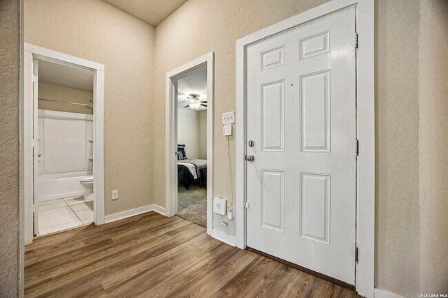 Building Photo - 10771 Francisco Way