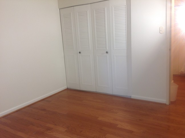 Foto del edificio - 501 N Providence Rd