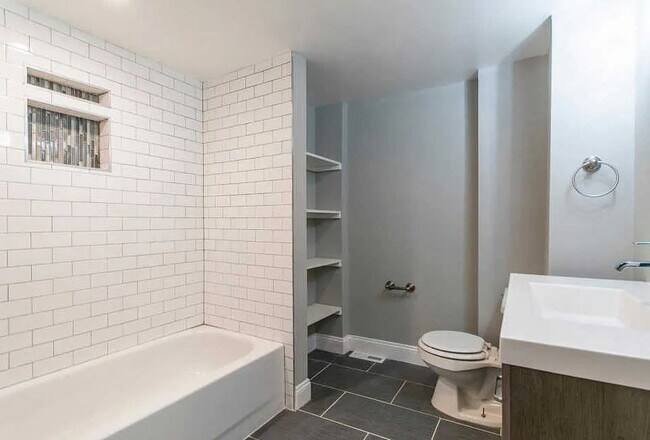 Foto del edificio - 5329 Morris St