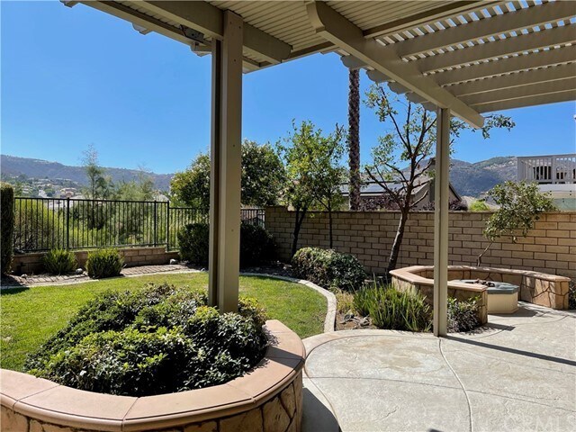 Building Photo - 37639 Botanica Pl
