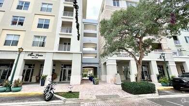 Building Photo - 1200 Town Center Dr