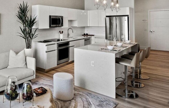 Building Photo - 101 Dania Beach