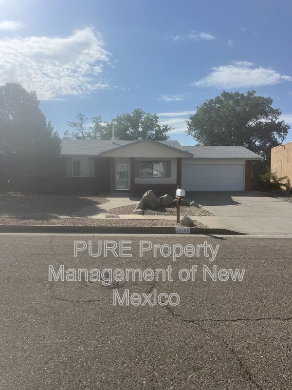 10508 Guadalajara Ave NE Albuquerque, NM 87111 Alquileres en