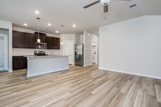 Building Photo - 17853 Stone Ter Ct