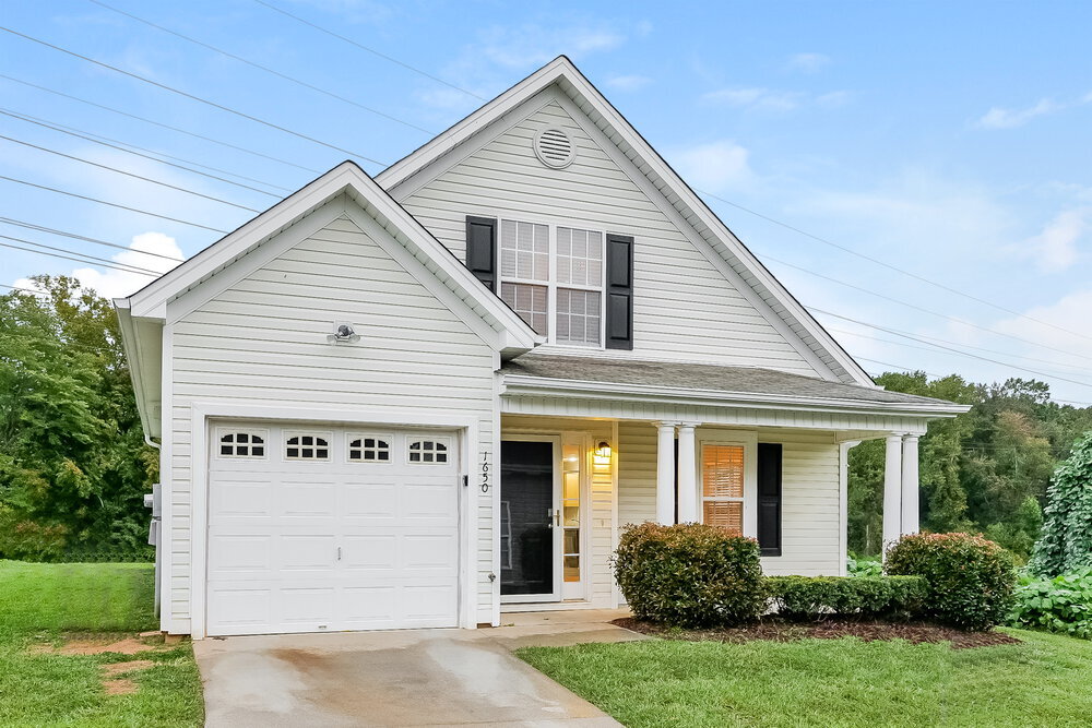 Foto principal - 1650 Sandersted Village Cir