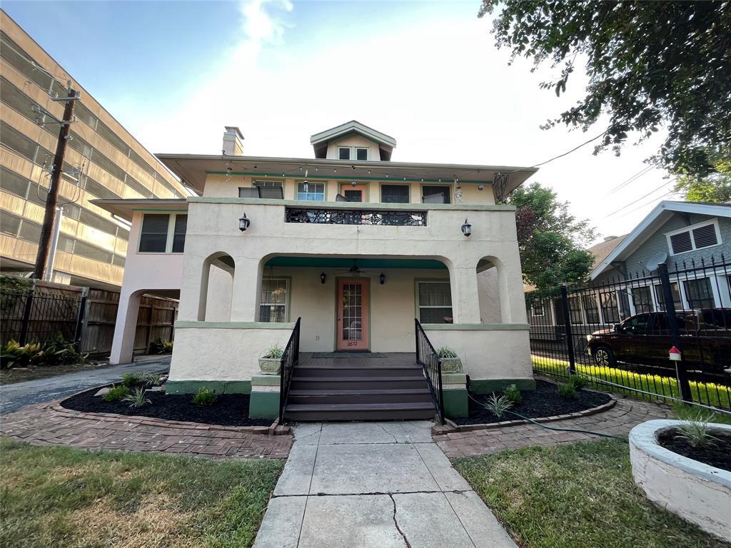 Primary Photo - 2612 Crocker St