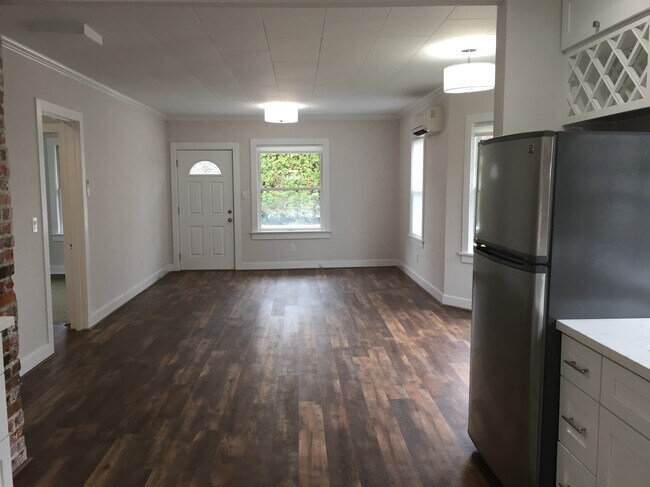 From Kitchen, looking towards front door - 642 18th Ave W