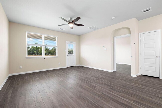 Building Photo - 23547 Montague Dr