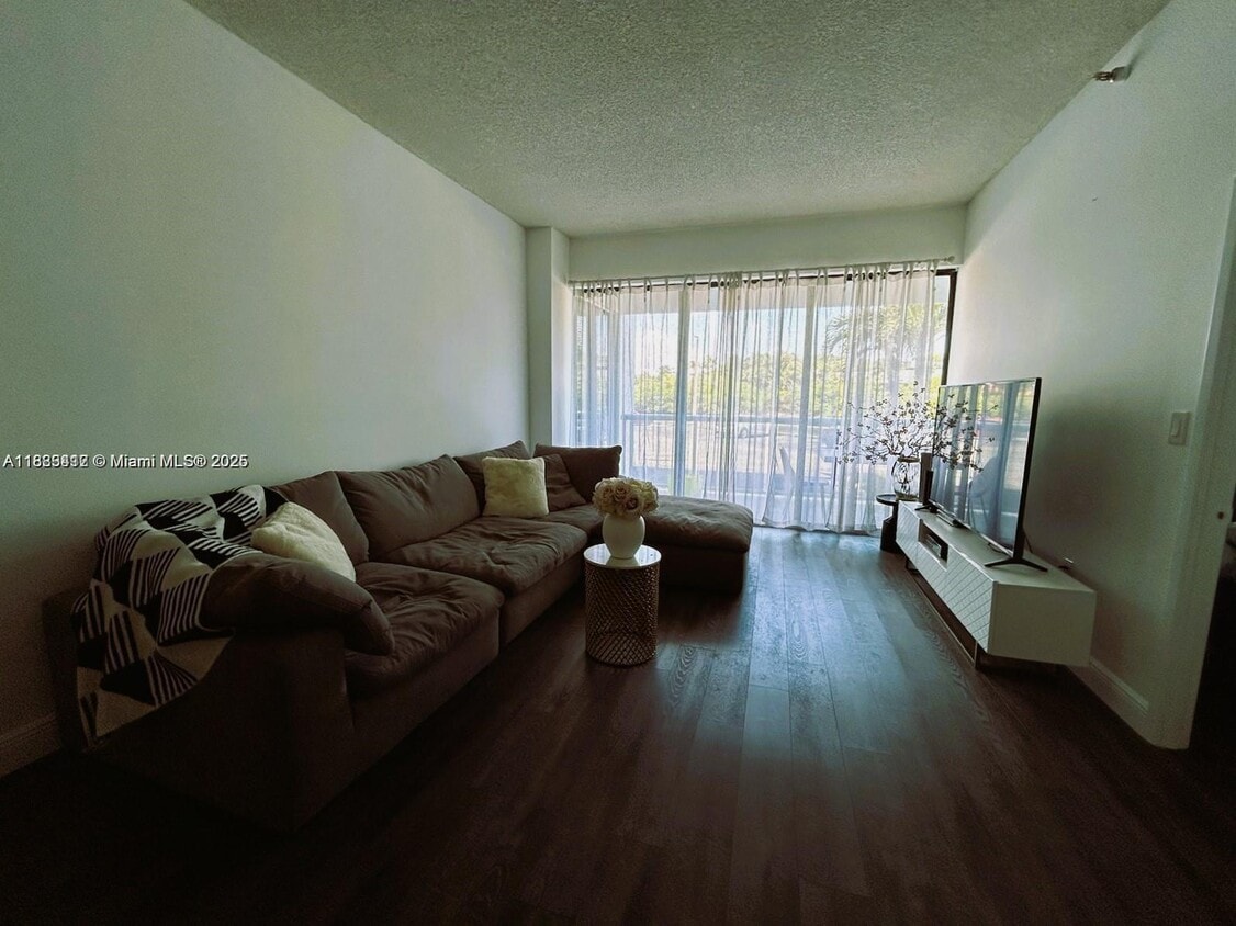 Foto del edificio - 20515 E Country Club Dr