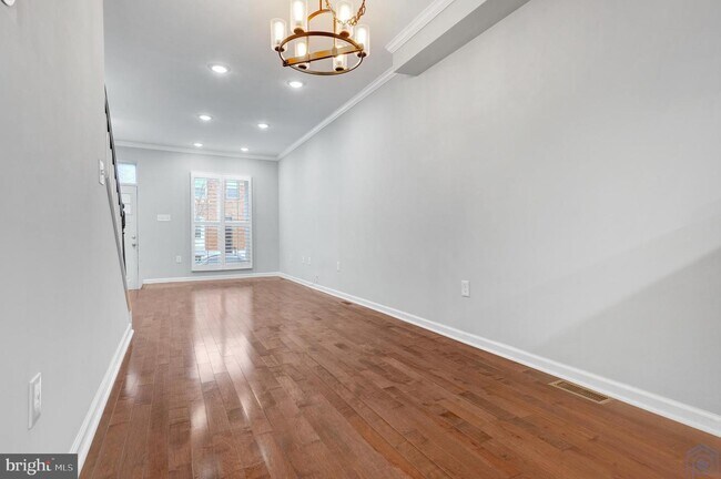 Foto del edificio - 337 S Macon St.