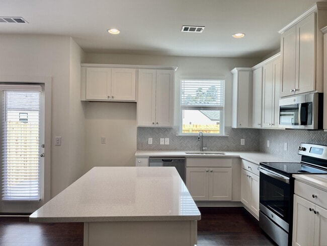 Photo - 123 Auburn Run Ln (Auburn, GA) Townhome