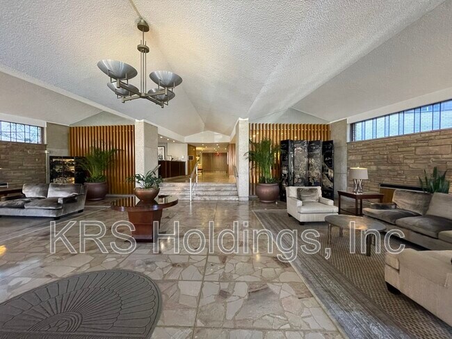 Foto del edificio - 1200 N Nash St