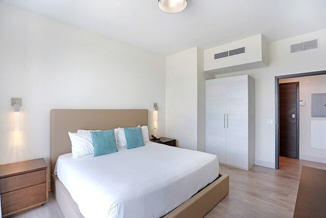 Foto del edificio - 777 N Ocean Dr