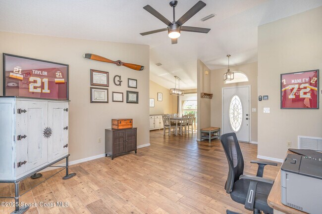 Building Photo - 1781 Radisson St NW