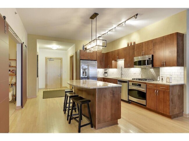 Foto del edificio - 401 N 2nd St