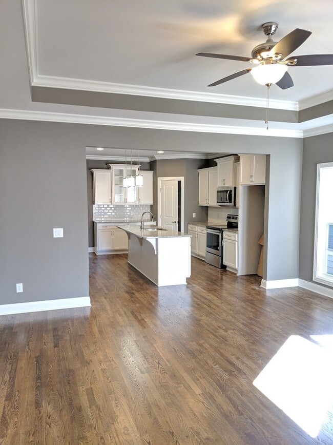 Building Photo - Beautiful Brand New Home in Burkitt Village