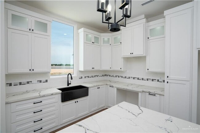 Building Photo - 3319 Marla Ct