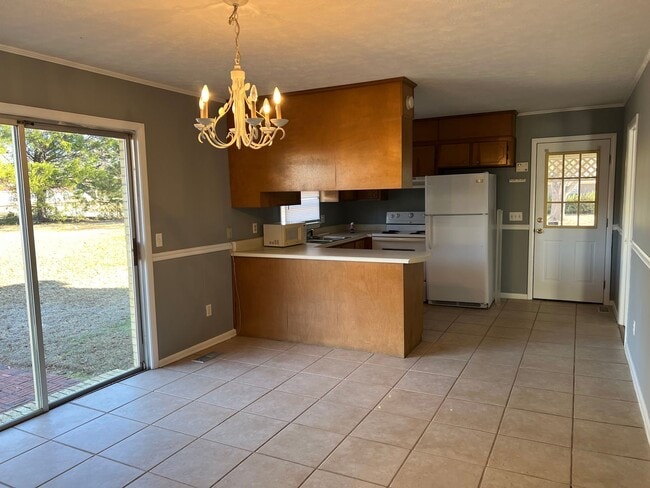 Building Photo - Available NOW - 300 Deerfield