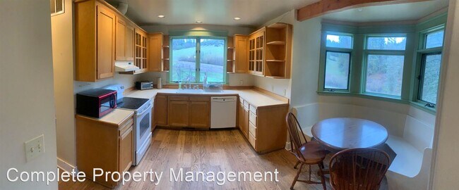 Building Photo - 4 br, 2 bath House - 7900 Sterling Creek Rd.