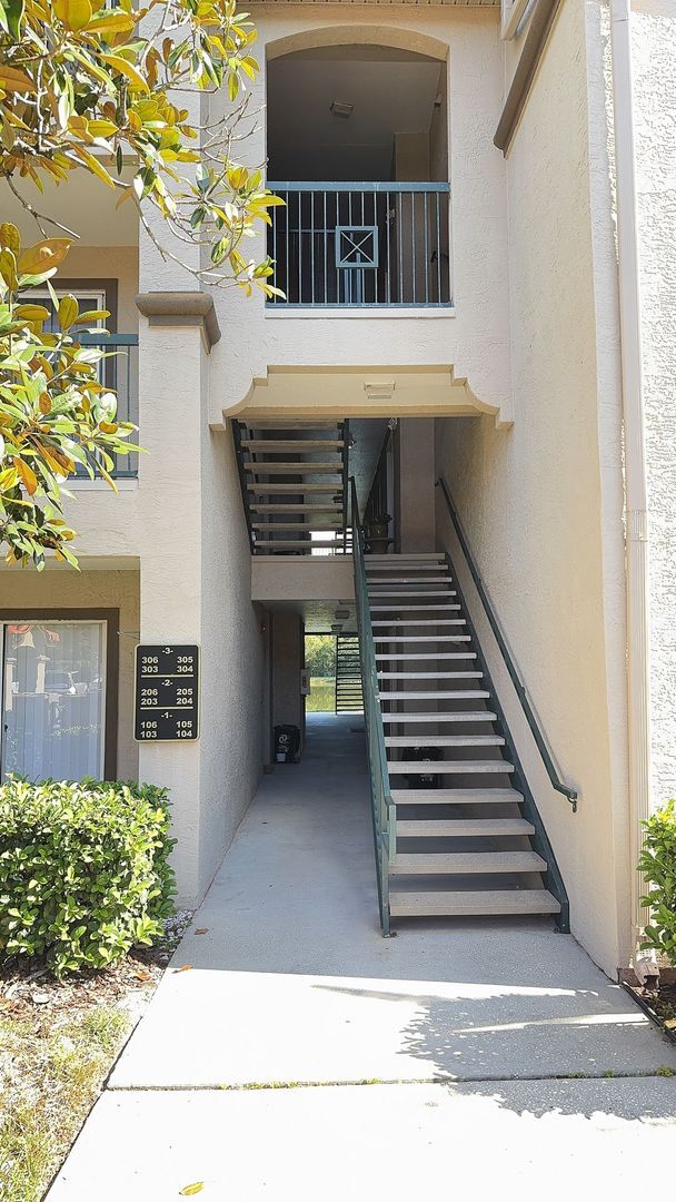 Building Photo - Beautiful 1 bedroom condo for rent in Lake...