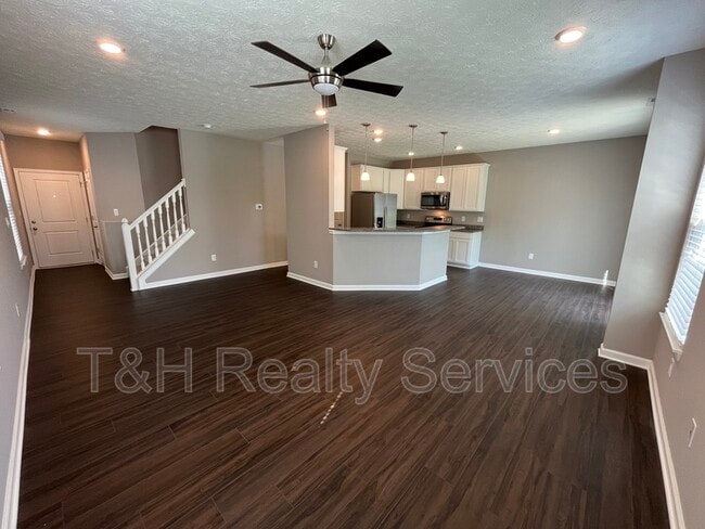 Building Photo - 4215 Brownstone Pl