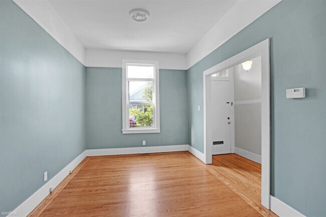 Foto del edificio - 2 br, 1 bath House - 225 Winfield St