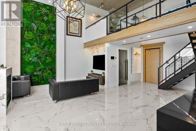 Building Photo - 300 Manitoba St