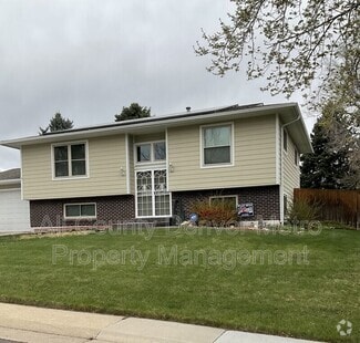 Building Photo - 6861 W 68th Pl