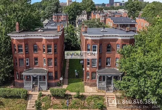 Building Photo - 906-908 Park St-3W