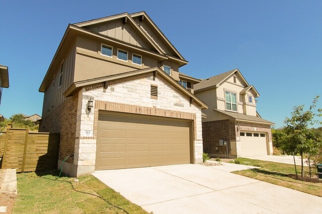 Building Photo - 3 Bedroom, 2.5 Bath House in Round Rock's ...