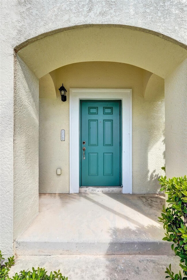 Building Photo - 228 SW 6th Ct