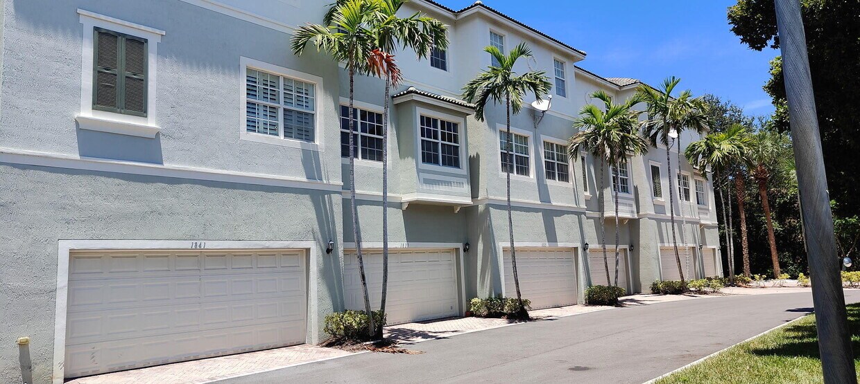 Foto del edificio - 1833 NW 12th St