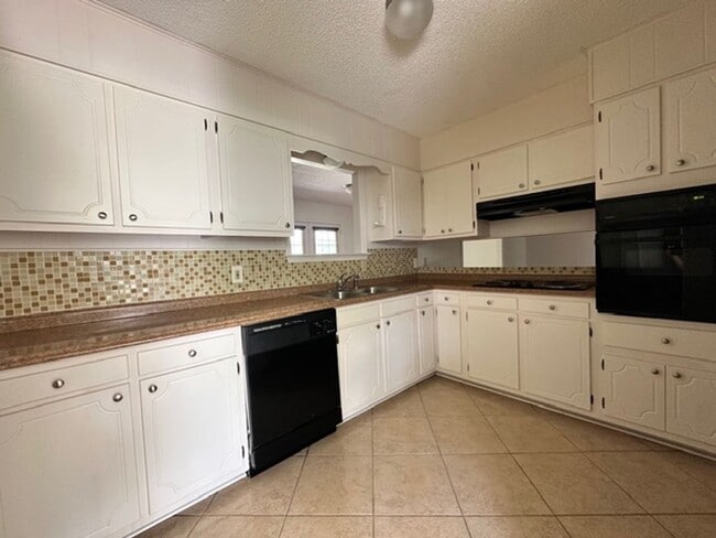 Building Photo - 1767 Peck Dr