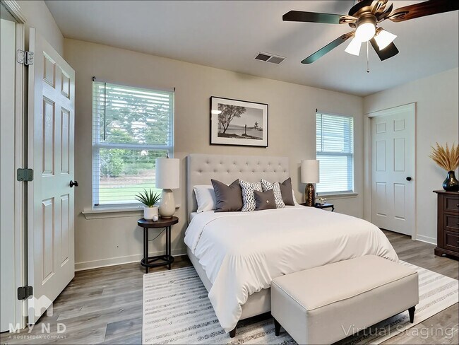 Foto del edificio - 424 Valerie Cir