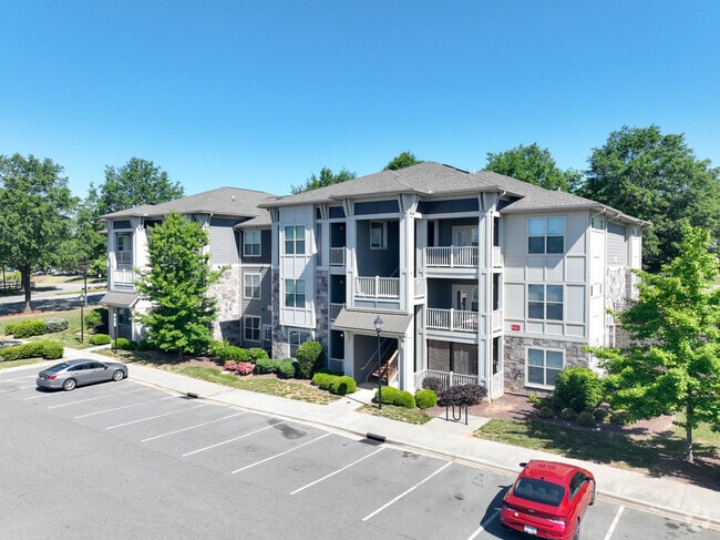 Foto del edificio - Legacy Lake Norman