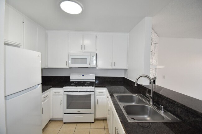 Foto del edificio - 12249 Oxnard St