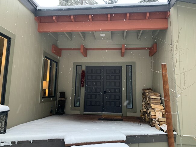 Building Photo - 1478 American Way
