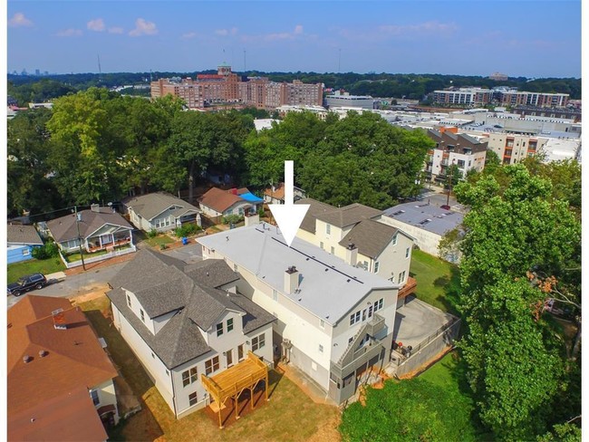 Foto del edificio - 567 Winton Terrace NE