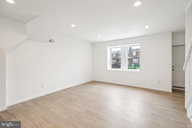 Building Photo - 4013 Bleigh Ave