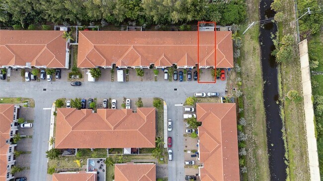 Foto del edificio - 1002 Sweet Briar Lane