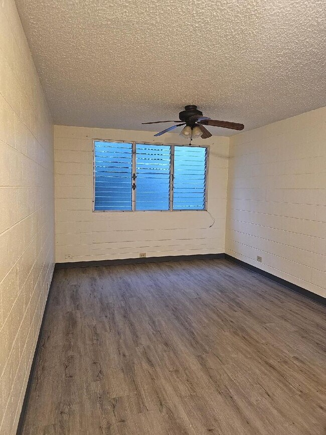 Foto del edificio - Newly Renovated 1 BD in Hilo Town!