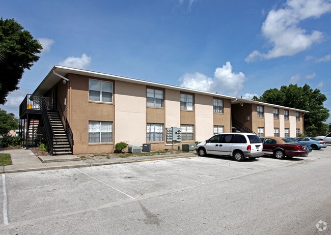 Building Photo - Lancaster Villas