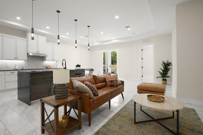 Foto del edificio - 2401 Thurber Ln