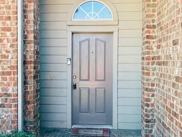 Foto del edificio - 7420 Alverstone Dr