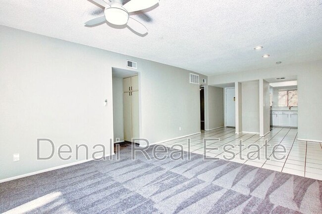 Building Photo - 10828 N Biltmore Dr