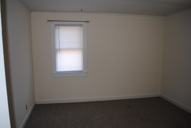 Bedroom - 27 N Church St