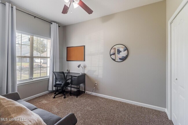 Foto del edificio - 16060 S April Dr