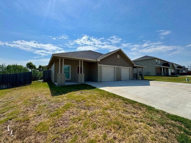 Building Photo - 3506 Barnacle Dr