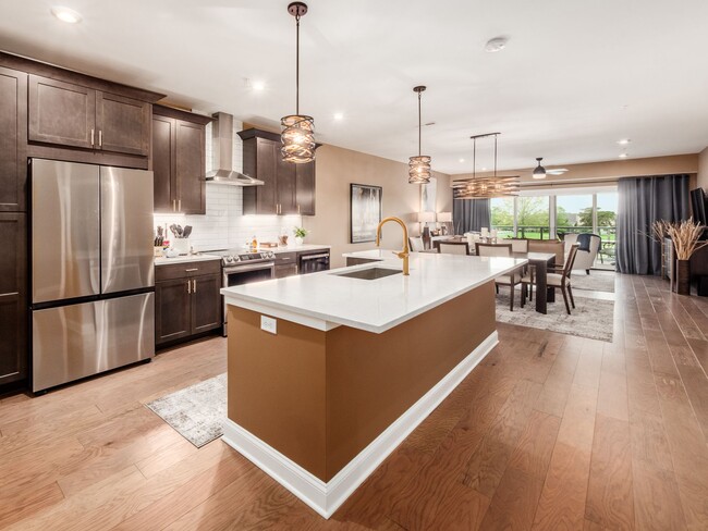 Foto del edificio - 5211 Highpointe Lakes Dr