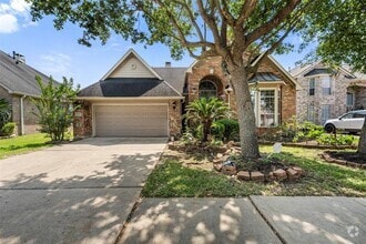 Building Photo - 14323 Tasmania Ct
